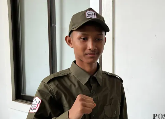 Muhammad Randi Junaidi Siswa Sekolah Rakyat Menengah Atas (SRMA) 10, Cilandak, Jakarta Selatan. (Sumber: Poskota/M. Tegar Jihad)