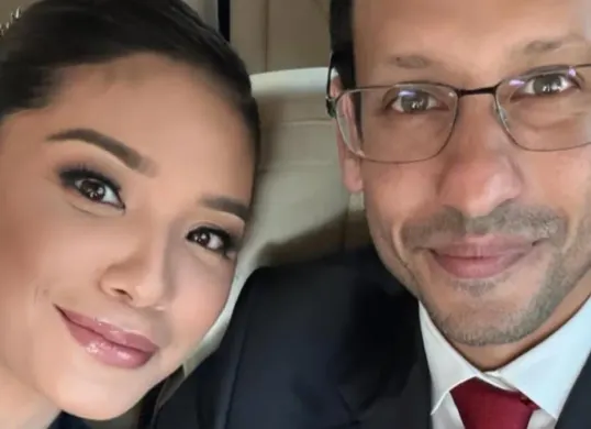 Potret Nadiem Makarim (kanan) bersama istrinya Franka Franklin (kiri). (Sumber: Instagram/@frankamakarim)