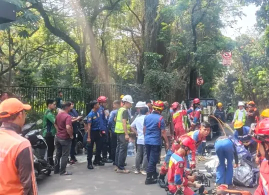 Tiga pekerja ditemukan meninggal dunia saat melakukan pengecekan dan pembersihan sumur bor Perusahaan Daerah Air Minum (PDAM) di kawasan Cipayung, Jakarta Timur, Kamis, 9 Juli 2026. (Sumber: Polsek Cipayung)