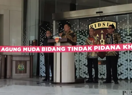 Jaksa Agung Muda Tindak Pidana Khusus (Jampidsus) Kejaksaan Agung Febrie Adriansyah saat konferensi pers di Gedung Bundar Kejaksaan Agung, Jakarta Selatan, Jumat, 10 Juli 2026. (Sumber: Poskota/Ali Mansur)