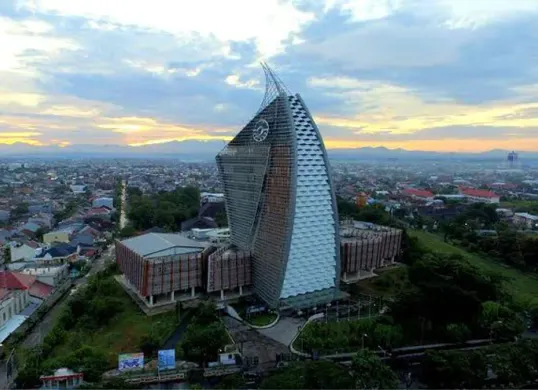 Universitas Negeri Makassar (UNM) dijadwalkan mengumumkan hasil Seleksi Mandiri Jalur Ujian Tulis Tes Potensi Akademik (TPA) Tahun 2026 pada Jumat, 10 Juli 2026. (Sumber: Dok.Universitas Negeri Makassar)