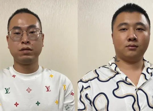 Dua Warga Negara Asing (WNA) China ditangkap di Bandara Soekarno-Hatta setelah kedapatan membawa psikotropika seberat 3,37 kilogram. (Sumber: Bareskrim Polri)