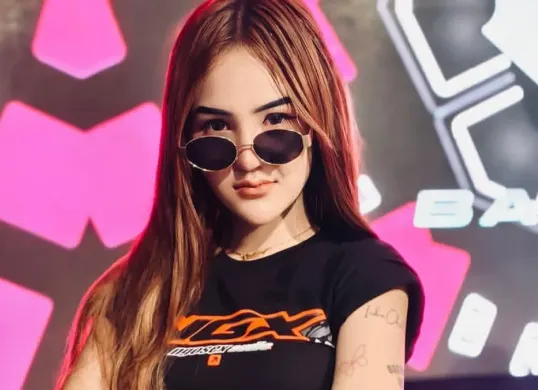 Profil Icha Chellow yang dilaporkan ke polisi gegar kontroversi lagu Gapapa Anisa Bahar. (Sumber: Instagram/@ichachellow_real)
