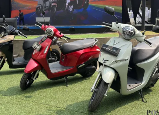VinFast resmi mengumumkan harga motor listrik Evo, Feliz II, dan Viper di Indonesia. (Sumber: Poskota/Aldi Harlanda Irawan)