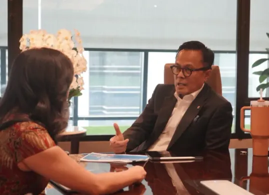 Potret BP BUMN sekaligus COO Danantara, Dony Oskaria. (Sumber: Istimewa)
