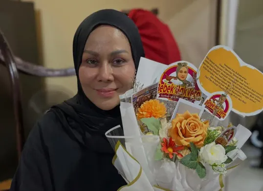 Eks manajer mendiang Olga Syahputra, Vera Zanobia alias Mak Vera. (Sumber: Instagram/@makverazanobia)