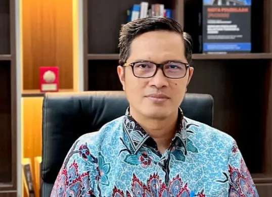 Eks Jubir KPK Febri Diansyah jadi kuasa hukum eks Jampidsus Febrie Adriansyah. (Sumber: Instagram/@diansyahlaw)