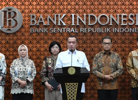 Menteri Sekretaris Negara Prasetyo Hadi saat memberikan keterangan pers di Bank Indonesia, Senin, 27 Juli 2026. (Sumber: BPMI Setpres)