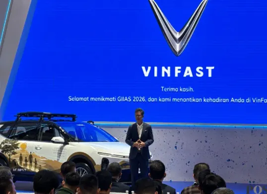 VinFast meluncurkan konsep Drive Worry Free dengan lima pilar layanan di GIIAS 2026. (Sumber: Poskota/Aldi Harlanda Irawan)