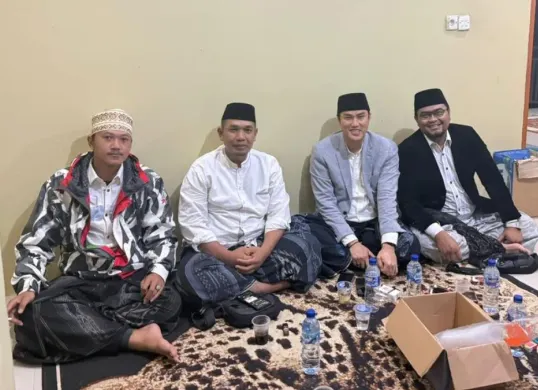 Anggota DPRD Jabar, Abdul Karim menggelar kegiatan Dialog Wakil Rakyat di Pondok Pesantren Al-Aliyah Liqiroatilqulub, Desa Kadupandak, Kecamatan Kadupandak, Kabupaten Cianjur, Minggu, 26 Juli 2026. (Sumber: Dok. Istimewa)