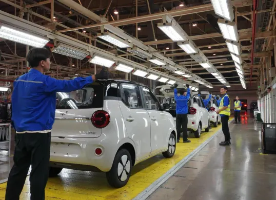 Wuling Motors meraih penghargaan Transportasi Indonesia Award 2026 (Sumber: Wuling)