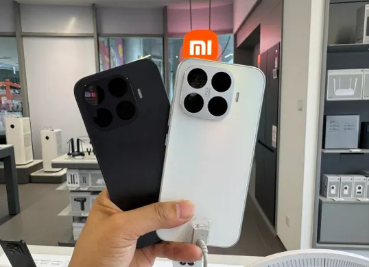 Review Xiaomi 17T yang telah resmi dirilis di Indonesia pada 2 Juni 2026. (Sumber: X/@smartphonesfans)