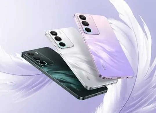 Deretan smartphone Realme dengan fitur NFC di kelas harga Rp2 jutaan menawarkan kemudahan transaksi digital, cek saldo e-money, serta kapasitas penyimpanan yang memadai untuk kebutuhan sehari-hari. (Sumber: Realme)