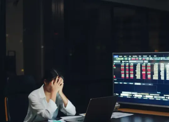 Ilustrasi penipuan investasi. (Sumber: Freepik)