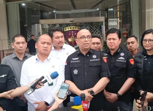 Direktur Penyidikan Jaksa Agung Muda Tindak Pidana Khusus (Jampidsus) Kejaksaan Agung, Syarief Sulaeman Nahdi saat ditemui di Kejagung, Jakarta Selatan, Selasa, 23 Juni 2026. (Sumber: Poskota/Ali Mansur)