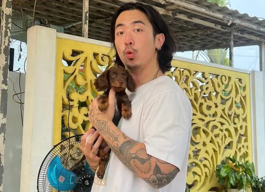 Brian Siawarta tengah menjadi perbincangan publik setelah dirinya tidak hadir dalam sidang perdana gugatan cerai yang diajukan oleh selebgram Rafaela Rahardja. (Sumber: Instagram/@briansiawarta)