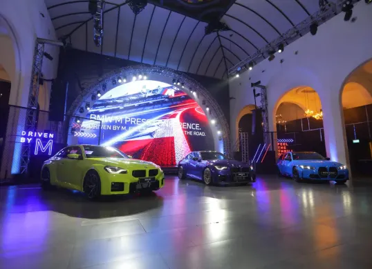 BMW Indonesia resmi meluncurkan New BMW M3 Touring, New BMW M2, dan New BMW M2 CS. (Sumber: BMW Indonesia)