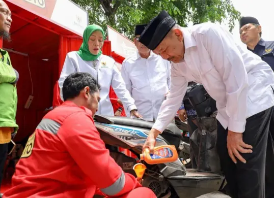 BAZNAS RI berikan layanan servis dan ganti oli gratis sambut mudik lebaran 2026. (Sumber: Dok. BAZNAS RI)