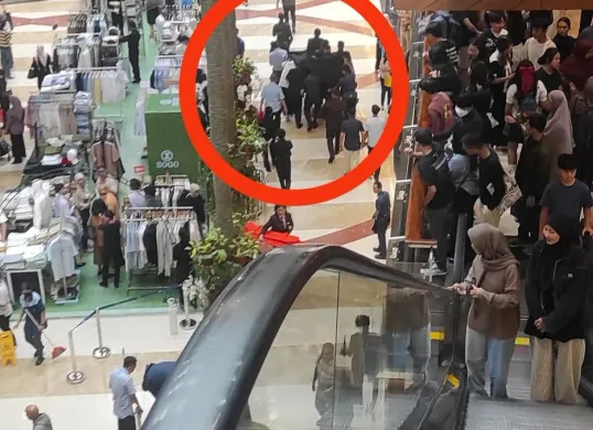 Korban bunuh diri sempat mengalami kejang. (Sumber: X/@pim_mall)