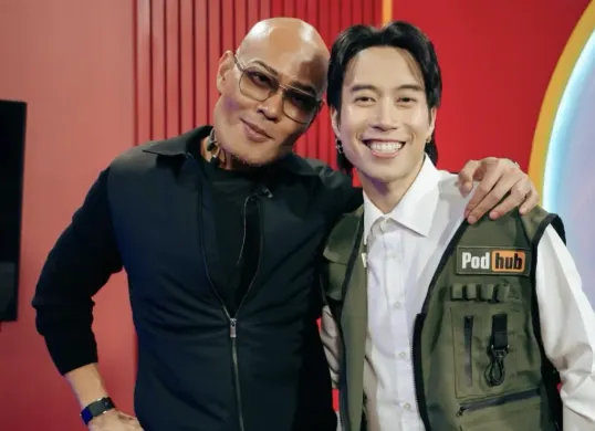 Deddy Corbuzier meluapkan kemarahannya kepada peramal yang mengaku memprediksi kematian Vidi Aldiano. Ia menilai klaim tersebut hanya untuk mencari popularitas di tengah duka. (Sumber: Instagram/@vidialdiano)