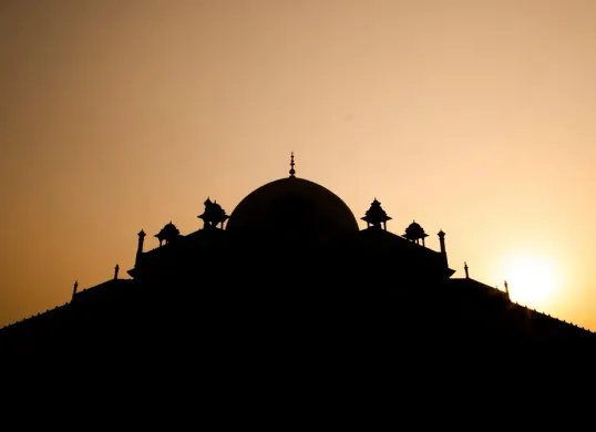 Jadwal lengkap waktu salat sekaligus waktu berbuka puasa di wilayah Jakarta dan Kabupaten Kepulauan Seribu, hari ini, Rabu, 18 Maret 2026.(Sumber: Pexels/Shootcase Chronicles)