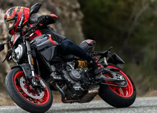 Ducati menghadirkan warna Sport baru untuk Ducati Monster. (Sumber: Ducati)