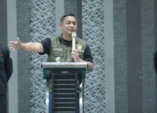 Plt Bupati Bekasi Asep Surya Atmaja. (Sumber: Pemkab Bekasi)