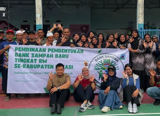 DLH Kabupaten Bekasi melaksanakan pembinaan pembentukan Bank Sampah tingkat RW se-Kabupaten Bekasi tahun 2026. (Sumber: Dok. Pemkab Bekasi)