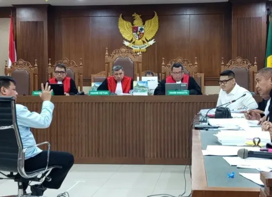 JPU memutar rekaman suara pertemuan terdakwa Paulus Bangun Todungta dengan saksi dalam sidang dugaan pemerasan di PN Jakarta Pusat. (Sumber: Istimewa)