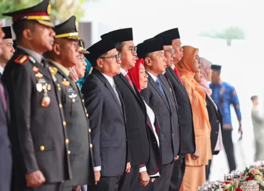 Ketua DPRD Suhud Alynudin menghadiri Upacara Peringatan Hari Kesaktian Pancasila 2026 di Halaman Balaikota DKI Jakarta. (Sumber: Istimewa)