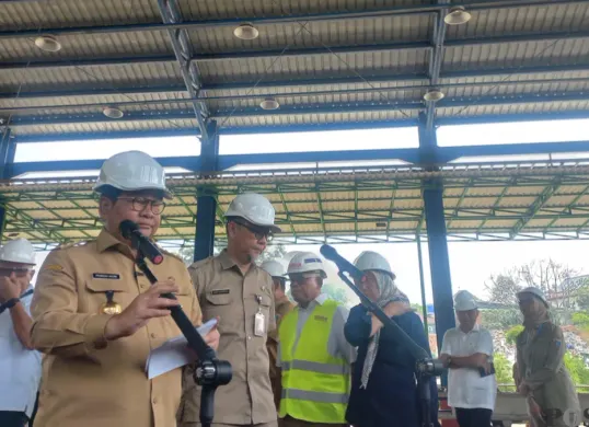 Potret Gubernur DKI Jakarta, Pramono Anung. (Sumber: Poskota/ Syifa)