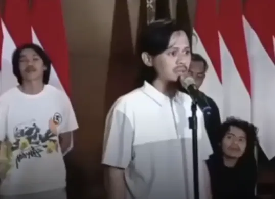Empat ABK WNI MT Honour 25 yang telah dibebaskan (Sumber: Instagram/@ctdinsider)