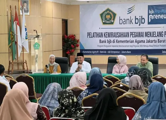 DPLK bank bjb menggelar perhelatan Bulan Dana Pensiun 2026 di Lapangan Saparua, Kota Bandung, Jawa Barat. (Sumber: Dok. bank bjb)