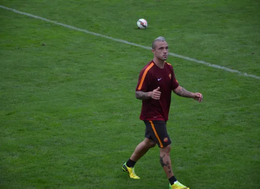 Radja Nainggolan mengungkapkan penyesalan dan gaji fantastisnya saat bergabung dengan Bhayangkara FC. (Sumber: Dok. Flickr/romazone)
