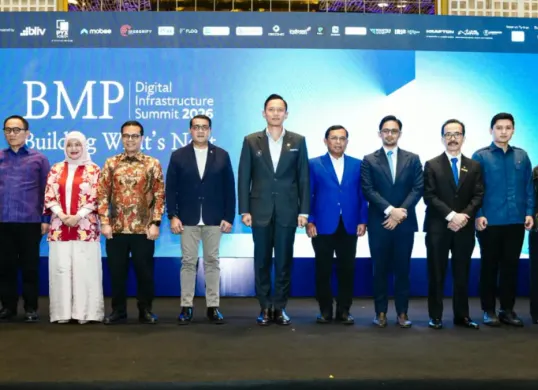 Menko AHY (tengah) saat menghadiri acara Digital Infrastructure Summit 2026. (Sumber: Istimewa)