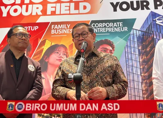 Gubernur Jakarta, Pramono Anung di Rawa Buaya, Jakarta Barat, Kamis, 15 Oktober 2026. (Sumber: Poskota/Syifa Putri)