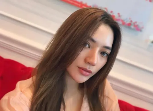 Berlliana Lovell mengungkap dugaan pelecehan saat Live TikTok bersama Amat Jelangskuy. (Sumber: Instagram/@berlliana_lovell)