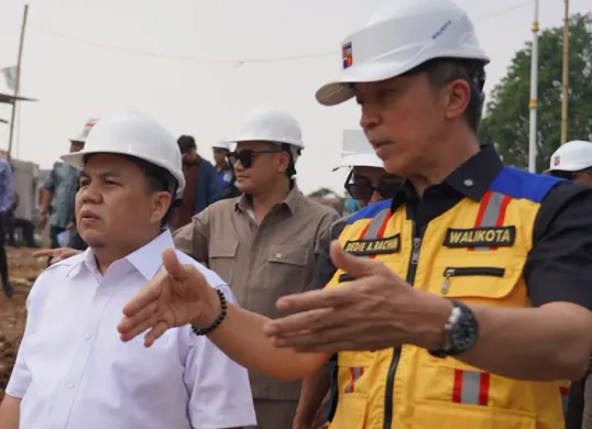 Potret Ketua DPRD Kota Bogor, Dr. Adityawarman Adil (kiri) dan Wali Kota Bogor, Dedie A. Rachim (kanan). (Sumber: Istimewa)