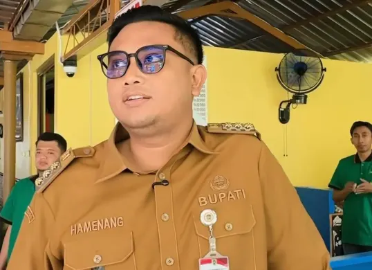 Komisi Pemberantasan Korupsi (KPK) menetapkan tersangka Bupati Klaten Hamenang Wajar Ismoyo dalam operasi tangkap tangan (OTT). (Sumber: Instagram/@hamenang)