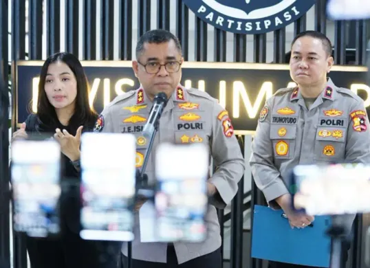 Kadiv Humas Polri Irjen Johnny Eddizon Isir. (Sumber: Mabes Polri)