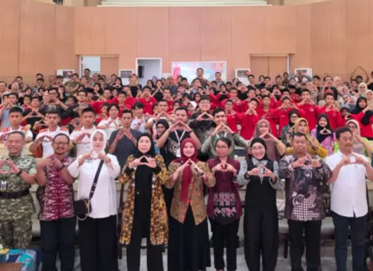 Anggota DPD RI DKI Jakarta, Fahira Idris saat menghadiri Open House Sekolah Rakyat Terintegrasi 1 Jakarta Pusat. (Sumber: Istimewa)