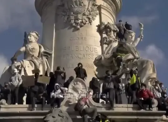 Demonstran turun ke jalan di Paris, Prancis, pada 17 Oktober 2026 untuk memprotes tingginya biaya hidup dan tekanan ekonomi. (Sumber: Instagram/@medanviral)