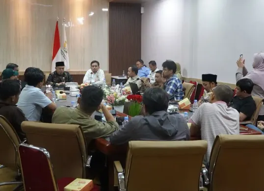 Silaturahmi DPD RI bersama media di Kantor Perwakilan DPD Provinsi Sulawesi Selatan, Makassar, Selasa, 20 Oktober 2026. (Sumber: Dok. Istimewa)