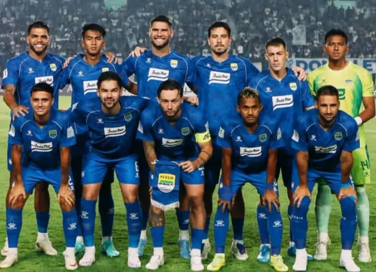 Prediksi susunan pemain Madura United vs Persib Bandung di Super League 2026. (Sumber: Instagram/@persib)