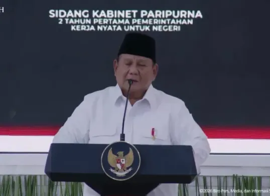 Presiden Prabowo Subianto menyampaikan evaluasi dua tahun pemerintahan sekaligus menegaskan sejumlah target strategis, dari swasembada pangan hingga kemandirian energi. (Sumber: YouTube/Sekretariat Presiden)