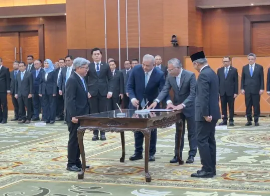 Menteri Keuangan (Menkeu) Suahasil Nazara melantik sejumlah pejabat Kemenkeu hari ini, Kamis, 23 Oktober 2026. (Sumber: X/@LambeSahamjja)