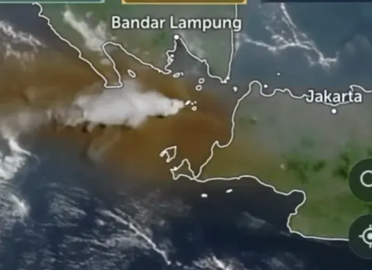 Sebaran abu vulkanik Gunung Anak Krakatau terpantau bergerak ke arah berbeda pada lapisan atmosfer tinggi dan rendah. (Sumber: PVMBG)