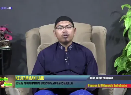 Sosok Ustaz Budi Abu Muhammad tengah viral setelah sejumlah unggahan mengenai kehidupan pribadinya ramai dibagikan pengguna Threads dan X. (Sumber: X/@kangbedahhh)