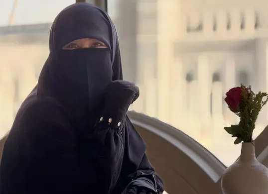 Isu Umi Pipik menikah dengan Ustaz Maulana ramai di TikTok. (Sumber: Instagram/@_ummi_pipik_)