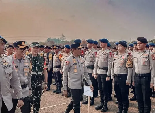 Polda Metro Jaya bersama Polres Metro Bekasi dan TNI menggelar pergeseran pasukan Wibawa Mukti Jaya 2026 di Central Park Meikarta, Cikarang Selatan, Sabtu, 19 September 2026. (Sumber: Polda Metro Jaya)